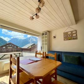 T2 3 à 4 pers proche télécabine et centre village, hotel a Champagny-en-Vanoise