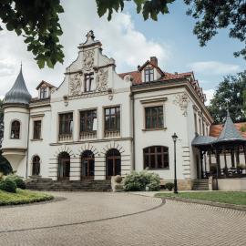 Pałac Polanka, hotel v mestu Krosno