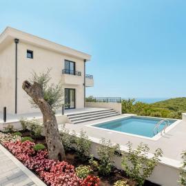 Adriatic Horizon Villas - Villa Mare, khách sạn ở Reževići