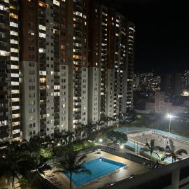 Luxurious Stay con 3 habitaciones, hotel v destinácii Bello