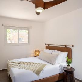 Lotan Desert Travel Hotel, hotel Kibbutz Lotan városában