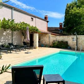 Casa Rustica Authentic Istrian Villa with Saltwater Pool