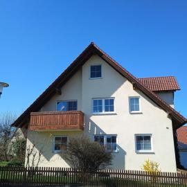 Ganze Wohnung mit Balkon, bis 5 Personen rund 90 qm, hotel en Wertingen