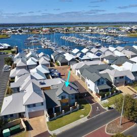 Marina Sands, Hotel in Geographe