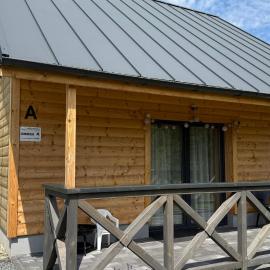 Domki Wilcza A, hotel in Wilcza