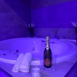 Alma Suite Bed and Breakfast, ξενοδοχείο σε Νετούνο