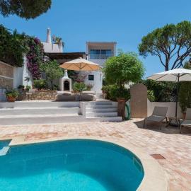Vila Antic, Hotel in Almancil