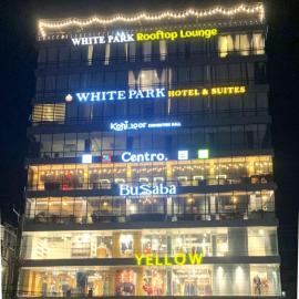 White Park Hotel & Suites, khách sạn ở Chittagong