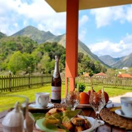 Casa La Llosa, hotel in Ardisana