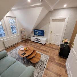 Modern 52 m2 apartment with air conditioning close to Messe Düsseldorf & Köln، فندق في هيلدن