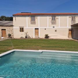 Finca As Roeles Caión โรงแรมในCayón