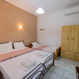 Apartment's Theodoros: Kamena Vourla şehrinde bir otel