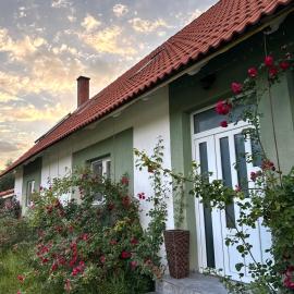 Villa Viktória, hotelli kohteessa Lunca de Sus