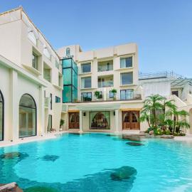 Yishe Sava (OMG Heartbeat Paradise Store), hotel en Yaolin
