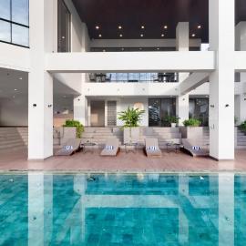 Luwansa Hotel and Convention Center Manado, khách sạn ở Manado