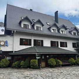 Ra, hotel in Bukovel