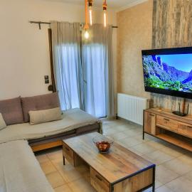Spacious Modern Home in Kalpaki, hotel en Kalpákion