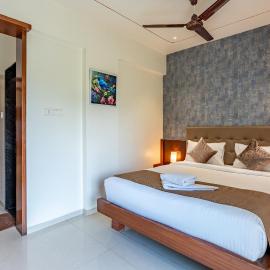 StayBird - Azure Suites, Business Hotel, hotel in Pune