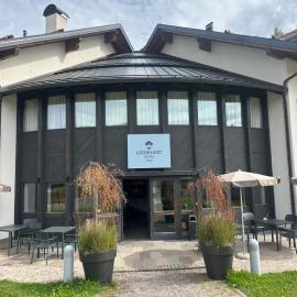 Hotel Leonhard, hotel en Nova Ponente