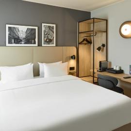 Campanile Marne-la-Vallée - Bussy Saint-Georges, hotel u gradu Bisi Sen Žorž