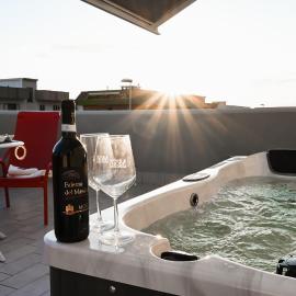 Dimora Domitia - Apartments, hotel u gradu Mondragone