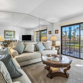 Stylish Condo with Private Pool & & Panoramic View, hotel in Palm Springs