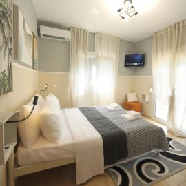 Estelle Home، فندق في Maniákoi
