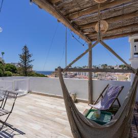 Sea view studio Carvoeiro, hotel a Carvoeiro