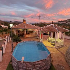 Casa en Villa Romero, Hotel in Alora