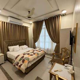 Imperial banquet and hotel, Hotel in Khairpur