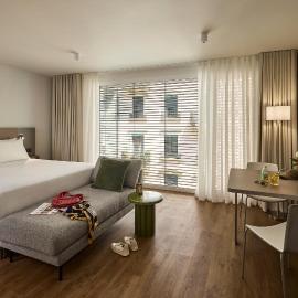Base Geneva, hotell i Genève