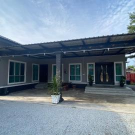 Mentari Homestay & Roomstay, hotel in Kampung Kuala Besut