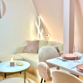 Pink Sissi Hideaway mit Seeblick, hotel sa Bregenz