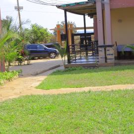 Golden Suites Hotel, hotel u gradu 'Entebbe'