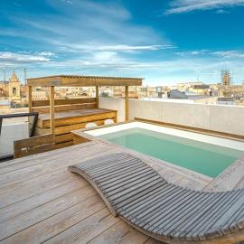 Modern Oasis Near Mdina with Rooftop Pool & View