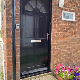Spacious Town Centre Apartment, hotel a Barnsley