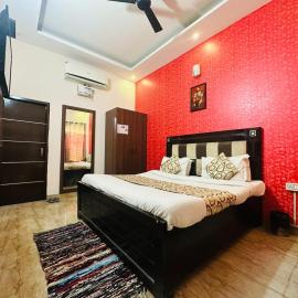 Sun Kriti cottage Zirakpur Chandigarh Bus Terminal, hotel a Zirakpur