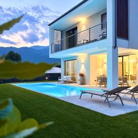 Villa Lake Luxury, hotel u gradu Koliko