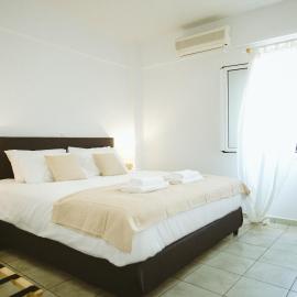 Sea Breeze Rooms, hotel ad Armenistís