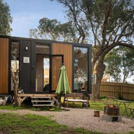 Metung Hideaway by Tiny Away, hotel in Metung