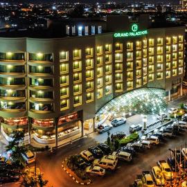 Grand Palace Hotel, hotel v mestu Miri