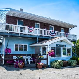 Inn Between the Beaches & Villager, Hotel in York Beach