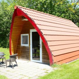 Luxe Eco Pod op Camping de Stal, hotel di Drijber