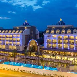 Mary Hotel Side