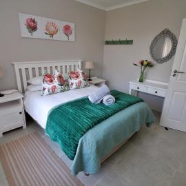 Muir Holiday Apartments, hotel a Stilbaai