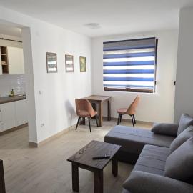 Apartman Gora, hotel u gradu Irig