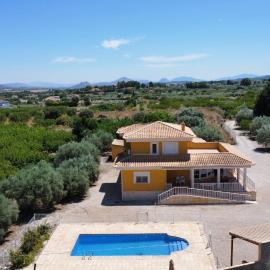 Aldora Rural Casa con piscina