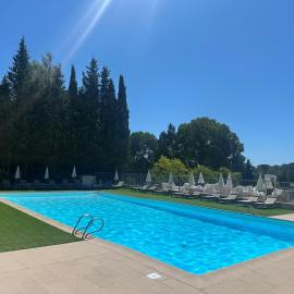 Hôtel Golf & Spa Château de la Bégude The Originals Collection, hotell i Valbonne