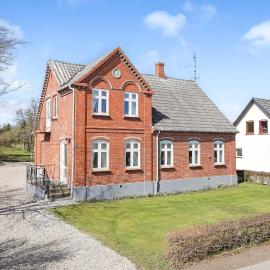 Awesome Home In Humble With Wifi