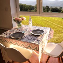 Appartement lumineux proche du CNPE Cruas avec Vue, Parking Sécurisé et Wifi rapide